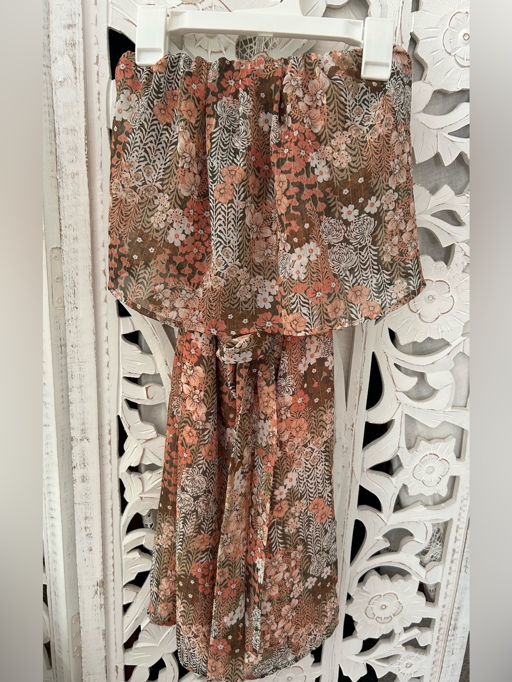 Vici Strapless Floral mini dress in Brown & Coral